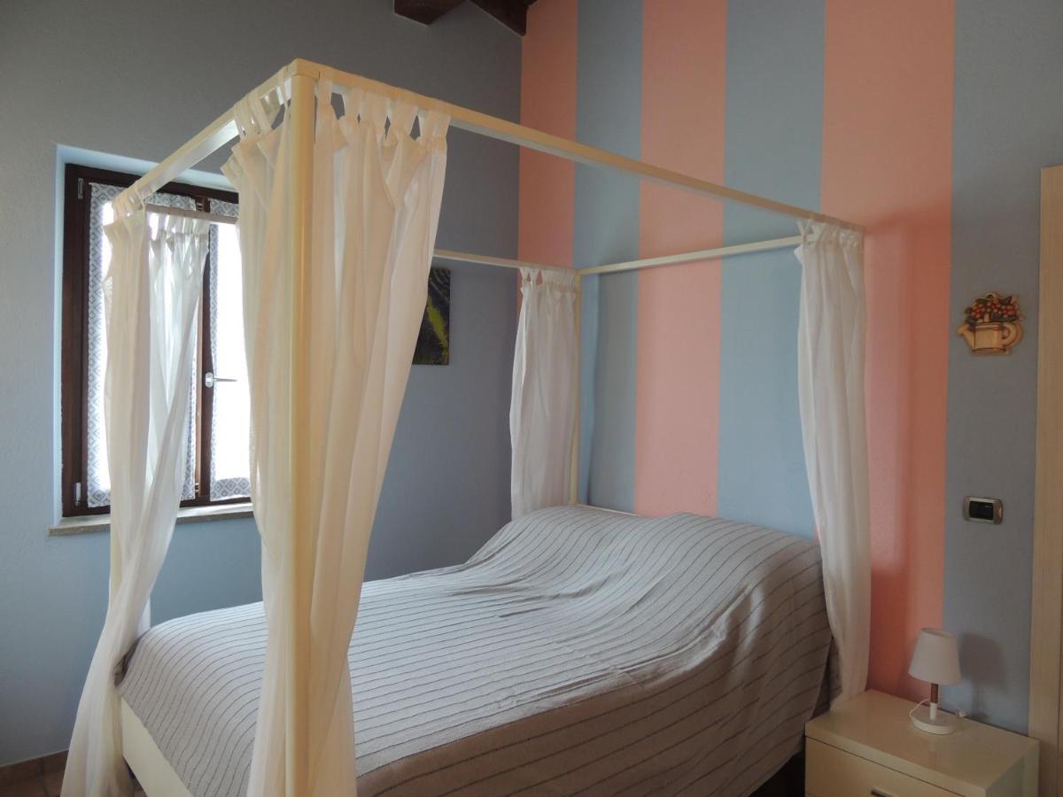 B&B Casa Bella Comba Vignolo Eksteriør billede